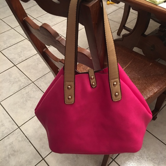 SOLD!!  Charming Charlie Handbag - Picture 2 of 4